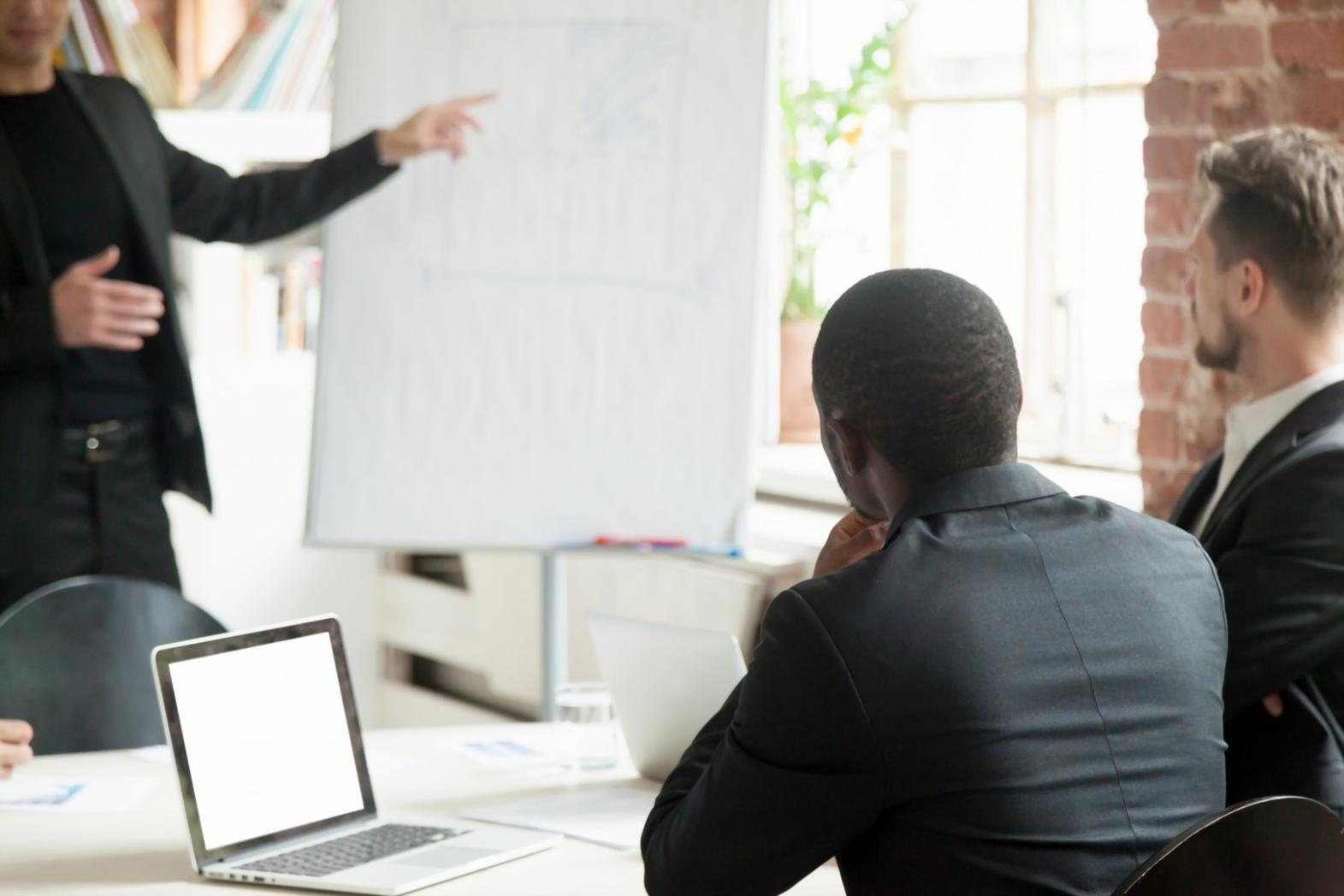 Modélisation financière secteur commercial